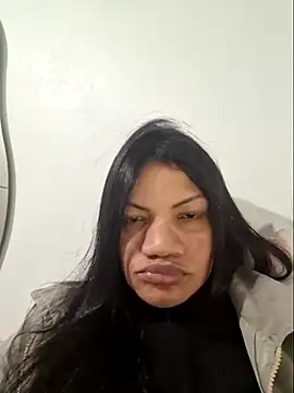 Snapshot of charllottebrasilian chatting on 07/01/26, 01:18 charllottebrasilian online show from 07/01/26, 01:18