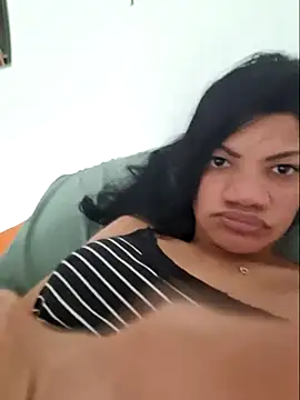 Snapshot of charllottebrasilian chatting on 08/01/26, 05:01 charllottebrasilian online show from 08/01/26, 05:01