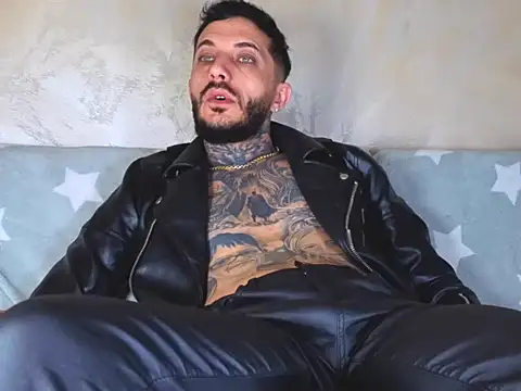 MentoXXL online show from 04/22/26, 06:27