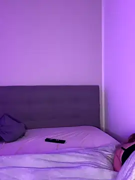 lunawolf21 online show from 11/15/25, 06:26