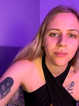 lunawolf21 online show from 01/08/26, 08:16