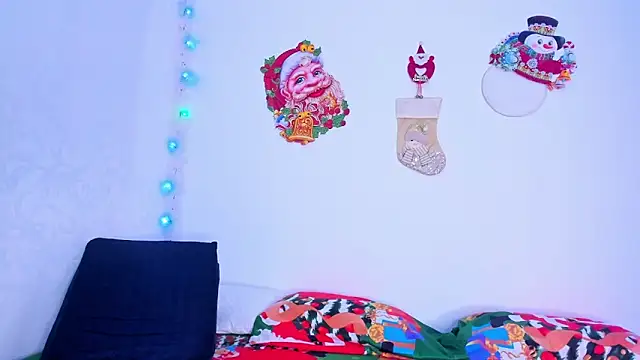 gisellove1 online show from 12/16/25, 12:48