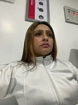 Keittly  online show from 02/19/25, 08:22