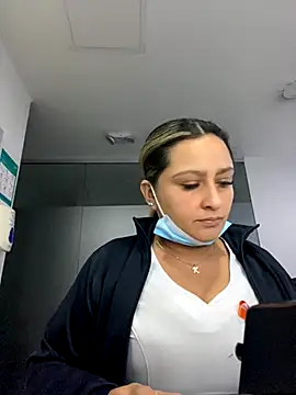 Keittly  online show from 10/09/25, 02:20