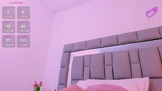 vivianne scott online show from 09/19/25, 12:06