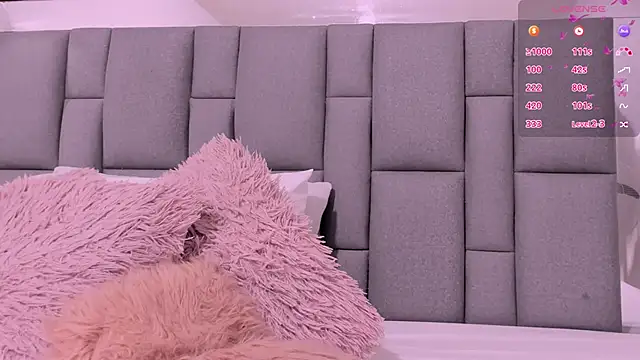 vivianne scott online show from 10/11/25, 12:04