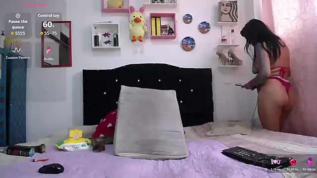 la gatabk  online show from 03/05/26, 09:33