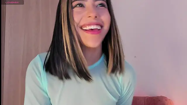 AndreaVelasco online show from 02/25/26, 09:13