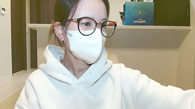  hina chan  online show from 10/22/25, 01:44