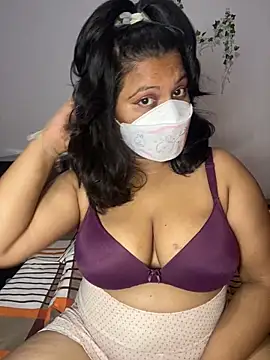 Snapshot of Riyaki-sama chatting on 09/11/25, 10:54 Riyaki-sama online show from 09/11/25, 10:54