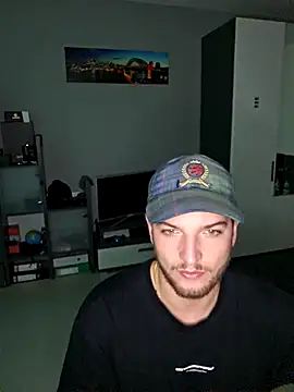 Sexynoah online show from 10/13/25, 11:05