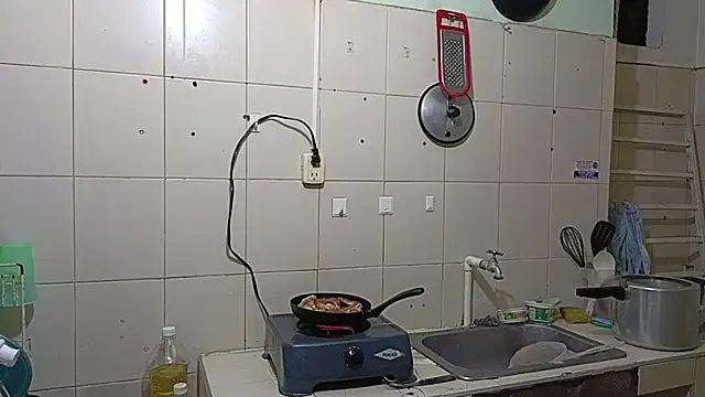 luxandracon23 online show from 03/19/25, 04:02