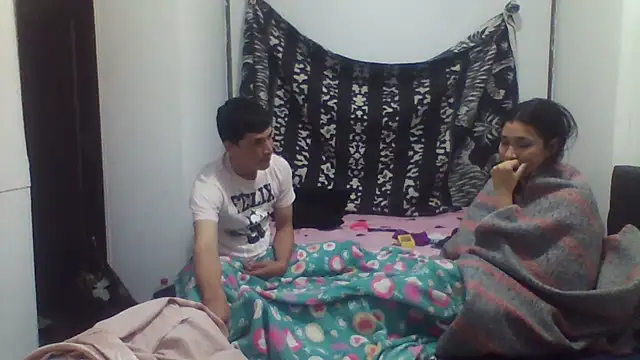 luxandracon23 online show from 11/01/25, 07:10