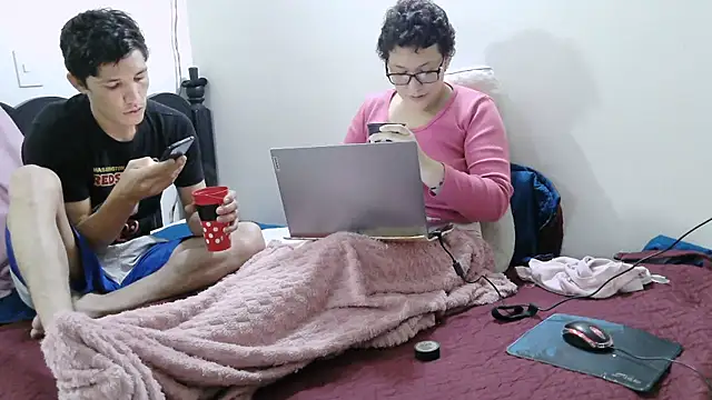 luxandracon23 online show from 04/14/26, 10:16