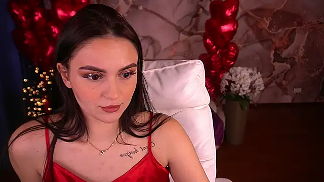 Snapshot of MilashaLovely chatting on 02/21/25, 01:33 MilashaLovely online show from 02/21/25, 01:33