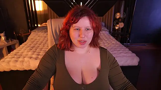 LiliyaMoon online show from 11/23/25, 07:19