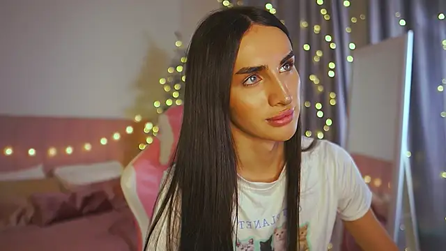 Kim Oberlin  online show from 12/24/24, 04:51