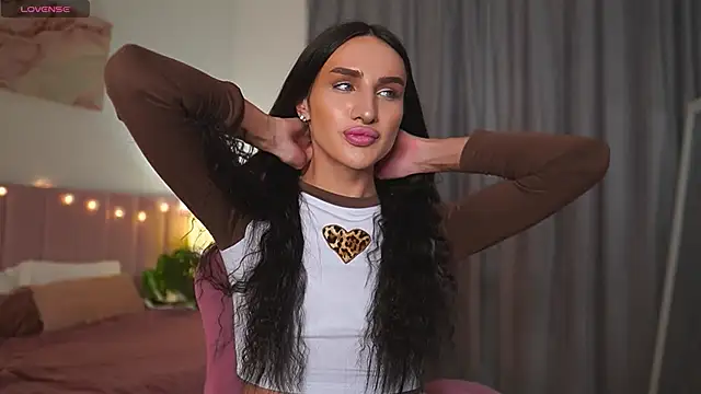 Kim Oberlin  online show from 02/25/25, 10:37