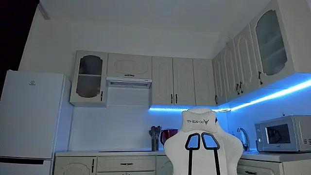 Kim Oberlin  online show from 02/07/26, 04:11