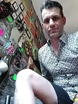 Gilgamesch1704 online show from 06/11/26, 05:33