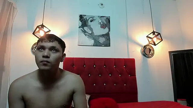 couple lovelyds online show from 01/29/25, 12:45