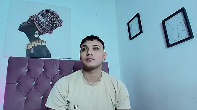 couple lovelyds online show from 10/25/25, 08:58