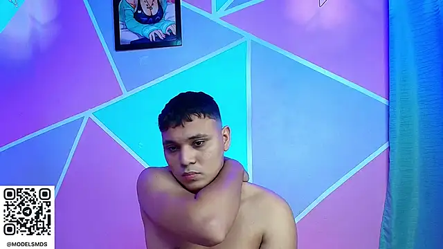 Snapshot of couple_lovelyds chatting on 01/06/26, 08:45 couple lovelyds online show from 01/06/26, 08:45