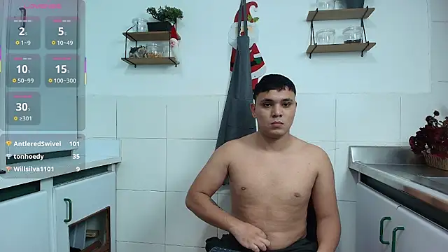 Snapshot of couple_lovelyds chatting on 01/15/26, 08:34 couple lovelyds online show from 01/15/26, 08:34