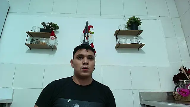 Snapshot of couple_lovelyds chatting on 01/18/26, 08:34 couple lovelyds online show from 01/18/26, 08:34