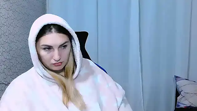 JaneLaJewel online show from 10/28/25, 03:14