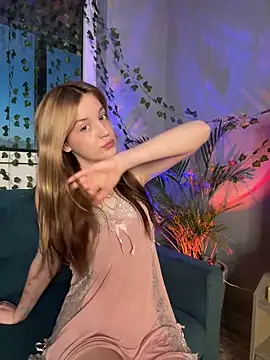 Snapshot of Sweet_Evva chatting on 01/30/25, 02:58 Sweet Evva online show from 01/30/25, 02:58