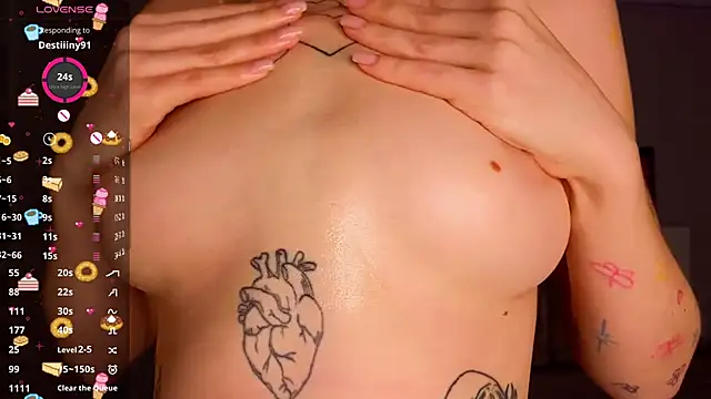 Snapshot of Sweet_Evva chatting on 11/20/25, 07:24 Sweet Evva online show from 11/20/25, 07:24