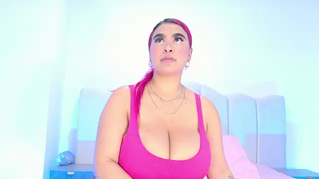 Snapshot of Sofia_martiin chatting on 12/04/25, 03:05 Sofia martiin online show from 12/04/25, 03:05