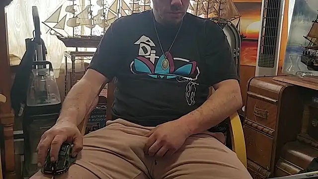 ScubaStevex online show from 03/22/26, 05:05