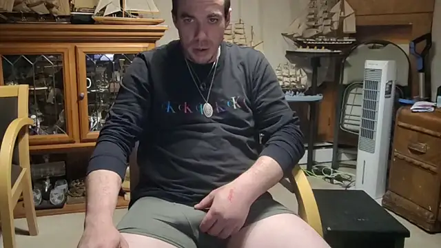 ScubaStevex online show from 04/09/26, 09:26