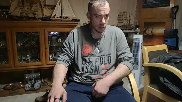 ScubaStevex online show from 04/13/26, 12:38