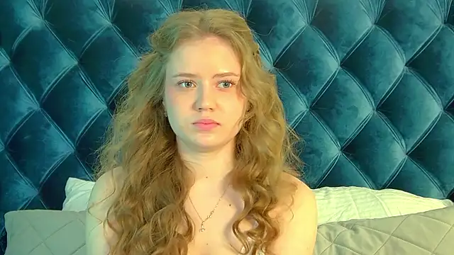 SelinSwarovski online show from 03/24/26, 04:45