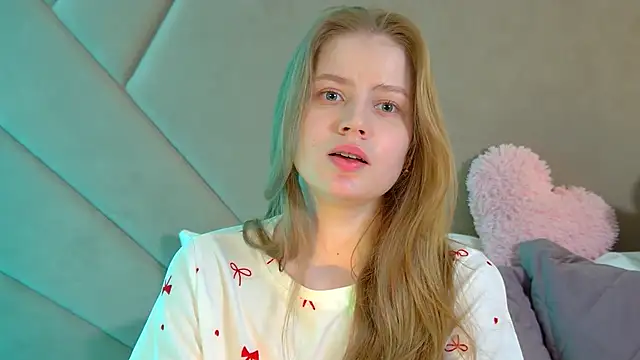 SelinSwarovski online show from 03/28/26, 04:39