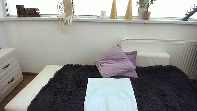 Arya Shinex online show from 02/21/25, 11:44