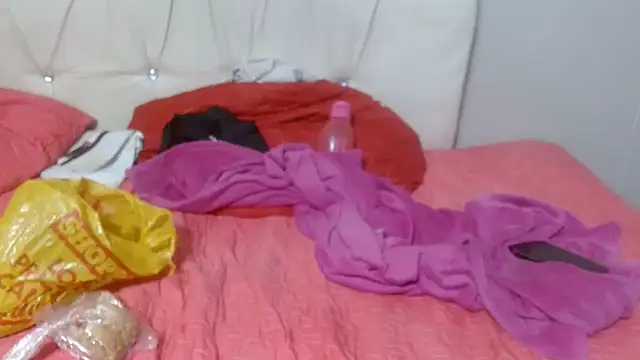 AuntyBigMadam87 online show from 09/17/25, 06:53