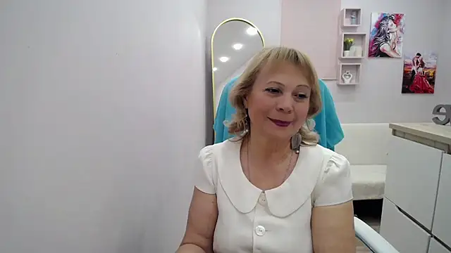 Milla Cutie18 online show from 02/03/26, 06:40