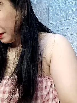 Snapshot of Basabetnga chatting on 09/27/25, 11:32 Basabetnga online show from 09/27/25, 11:32