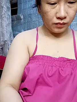 Snapshot of Basabetnga chatting on 10/06/25, 12:35 Basabetnga online show from 10/06/25, 12:35