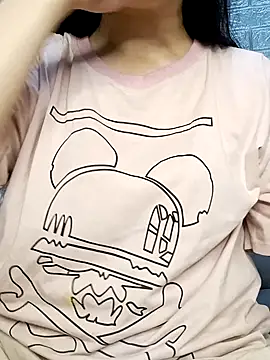 Snapshot of Basabetnga chatting on 10/10/25, 10:58 Basabetnga online show from 10/10/25, 10:58