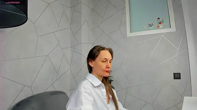 Lillian White online show from 03/11/25, 07:26