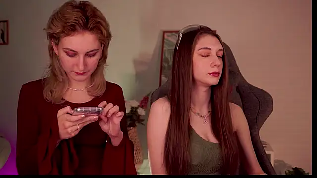 AveAngela online show from 01/04/25, 05:47