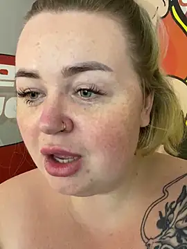 ZaraReignn online show from 10/18/25, 03:57