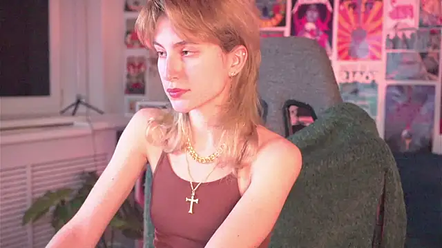 LuxRayi online show from 01/16/25, 06:14