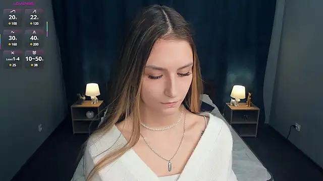 Snapshot of MayBennett chatting on 01/17/25, 07:27 MayBennett online show from 01/17/25, 07:27