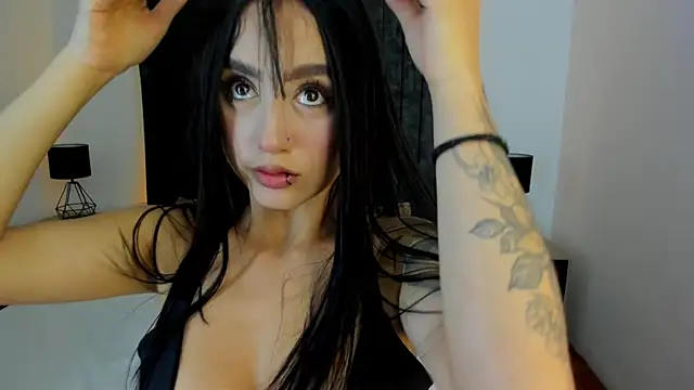 NataGarcia online show from 11/21/25, 04:27